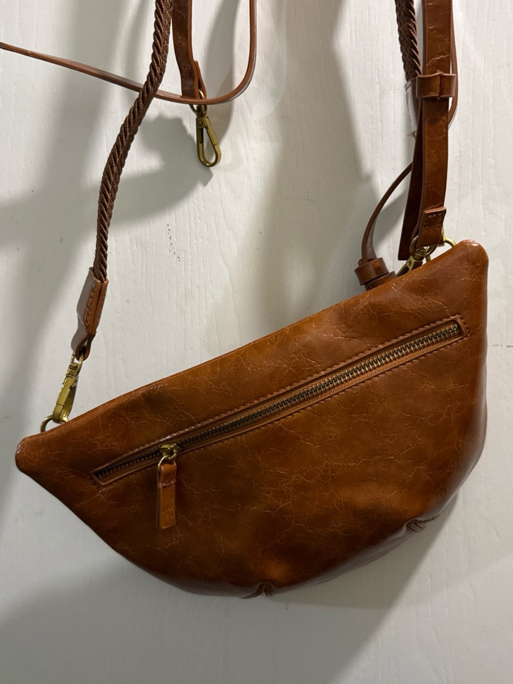 Anthropologie 3 straps Leather Crossbody Bag in Tan